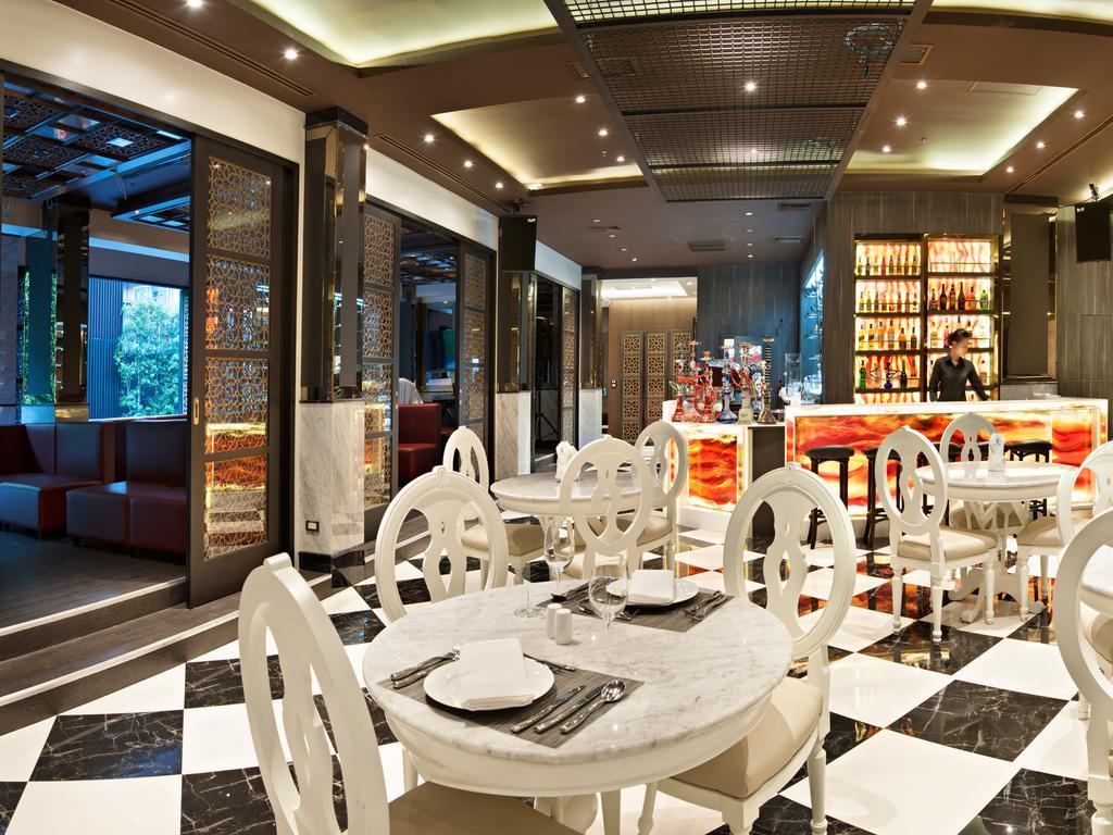 Grace Hotel Bangkok Ngoại thất bức ảnh