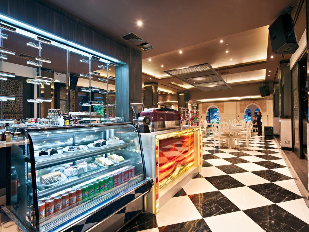 Grace Hotel Bangkok Ngoại thất bức ảnh
