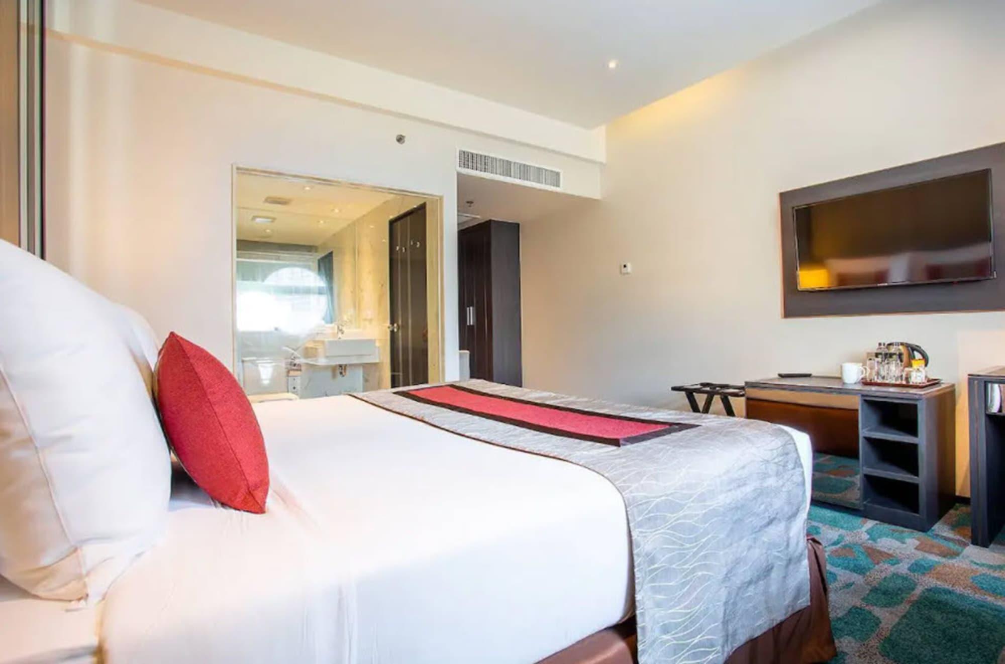 Grace Hotel Bangkok Ngoại thất bức ảnh