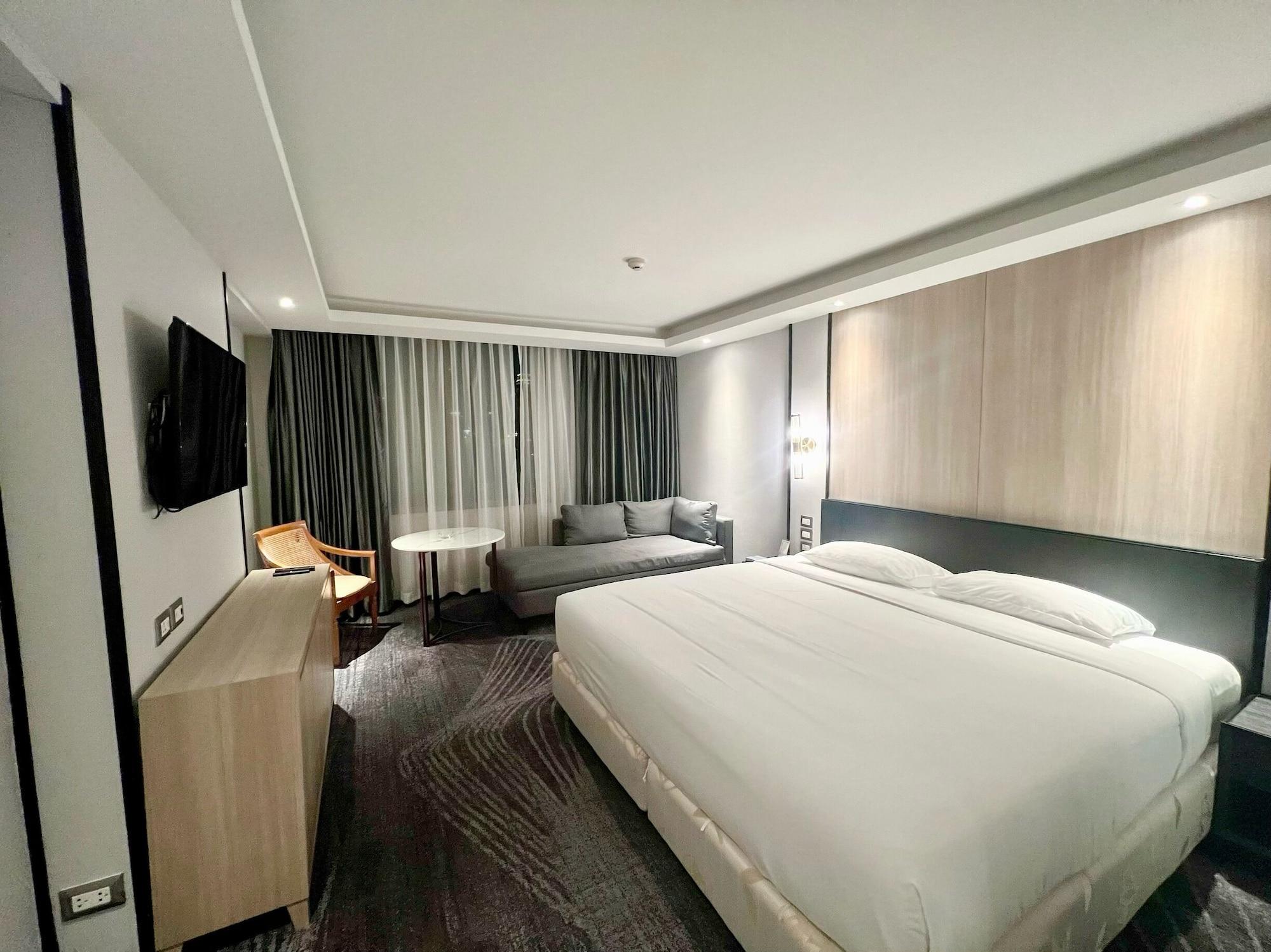 Grace Hotel Bangkok Ngoại thất bức ảnh